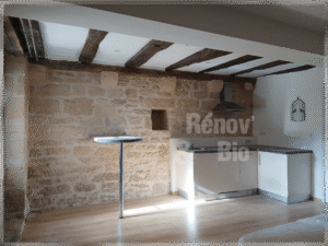 Sablage pierres moisies à Sarlat la canéda