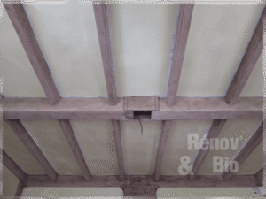 Aérogommage sur poutres à Excideuil